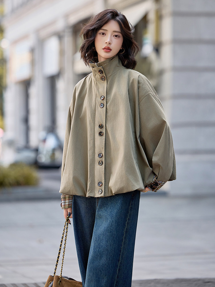 水衣源2796款灯笼外套女咸菜绿立领格子拼接洋气一手长风衣,女装风衣,水衣源