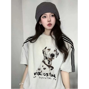 抖音得物品质二开240克宽松纯棉美式潮牌印花三条杠中性风短袖T恤图片