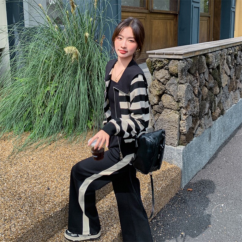 黑色条纹休闲运动套装女春秋2025新款盐系轻熟小个子阔腿裤两件套,女装套装/套裙,2C205