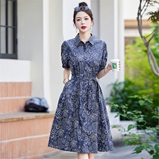 时尚洋气复古法式收腰显瘦碎花连衣裙女夏季2025新款潮流翻领裙子，女装连衣裙，沁沁公主