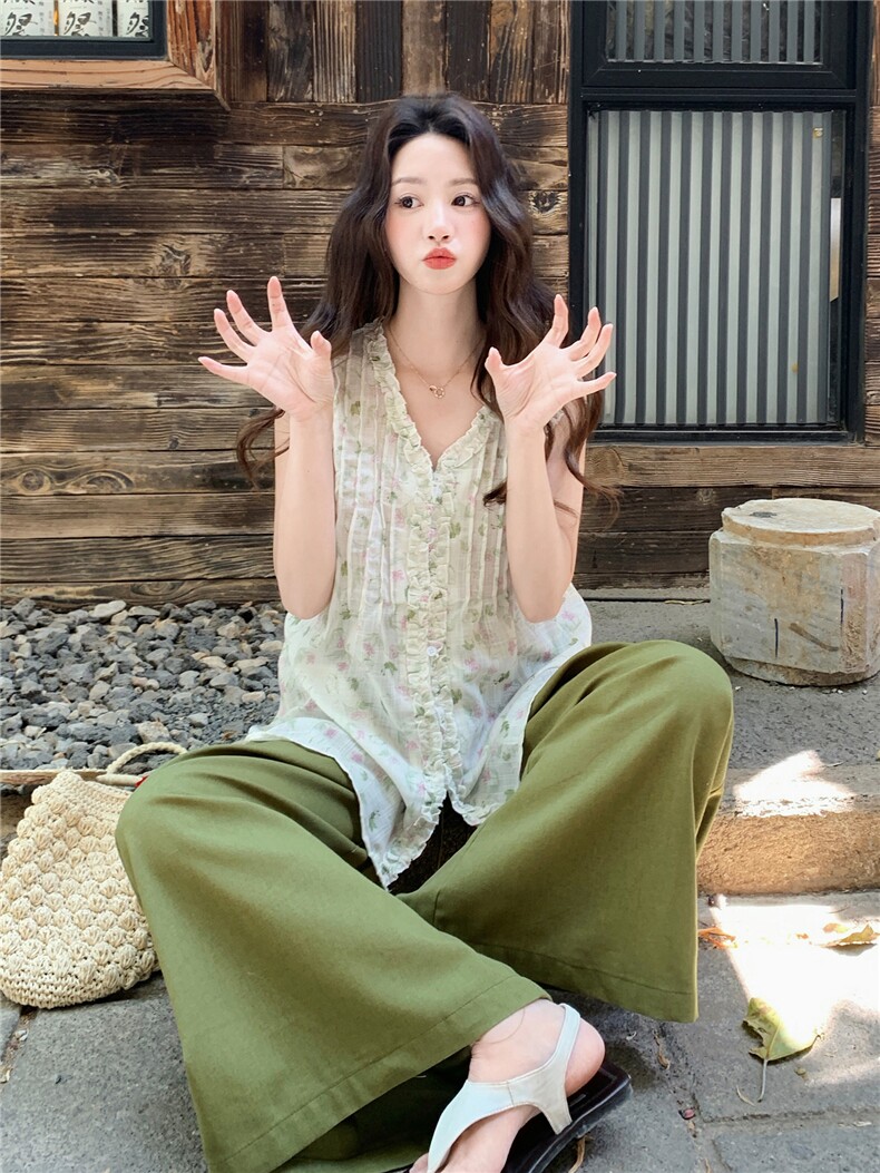 巨好看套装2026夏季新款时尚无袖碎花木耳边背心显瘦阔腿裤两件套,女装套装/套裙,冬木谷雨