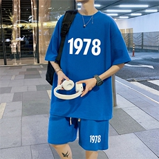 蓝色