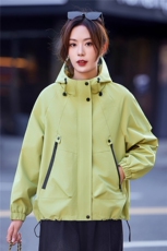 短款风衣外套女秋季2025新款今年流行高级感减龄百搭夹克上衣简约，女装短外套，靓衣阁