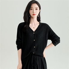 2025秋冬百搭时尚简约v领长袖针织衫，女装针织衫/毛衣，雅之冉羊绒