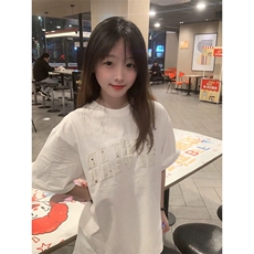 白色