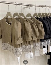 小香花边短袖，其它，唇蔻