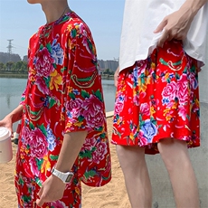 红色
