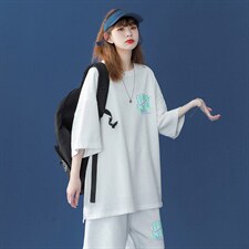 白色