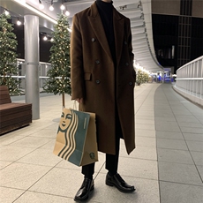 咖啡色