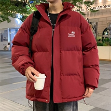 酒红色
