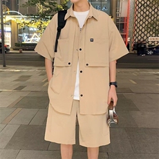 卡其色