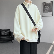 奶白色