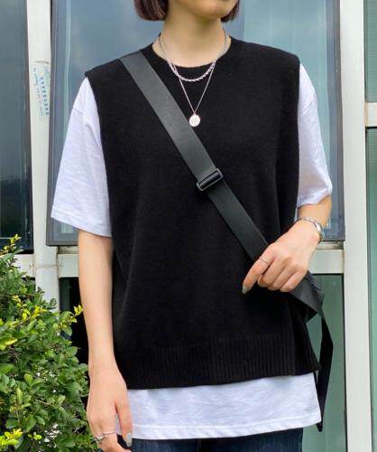 秋季新款圆领后开叉简约设计时尚百搭马甲女，女装马夹，日の谷