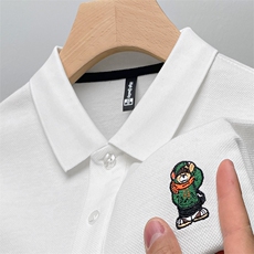 白色