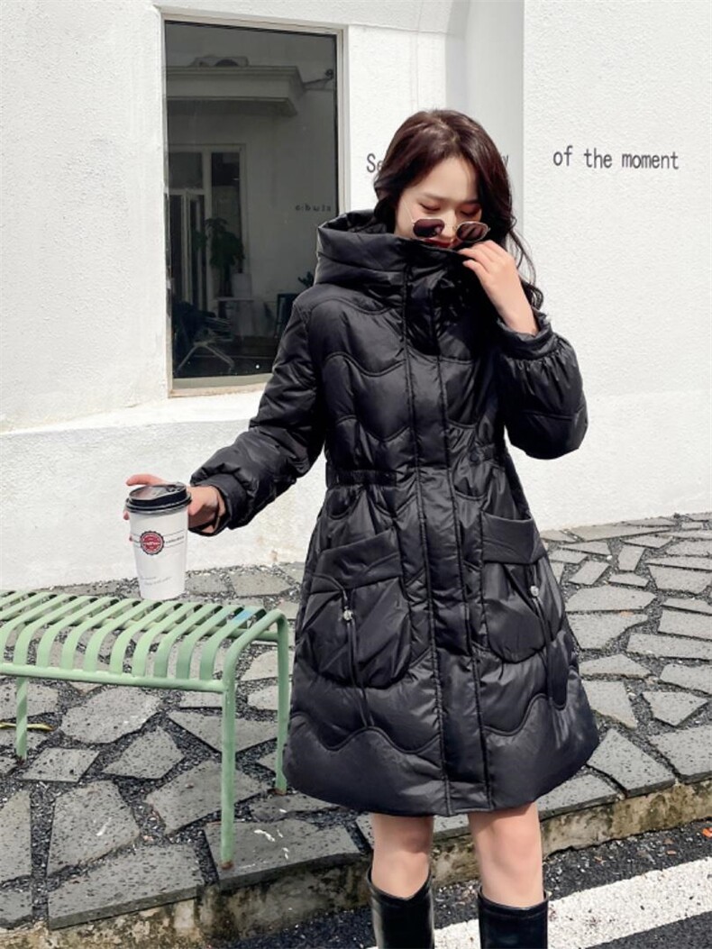 冬款现货羽绒服，女装羽绒服，欧蔓意