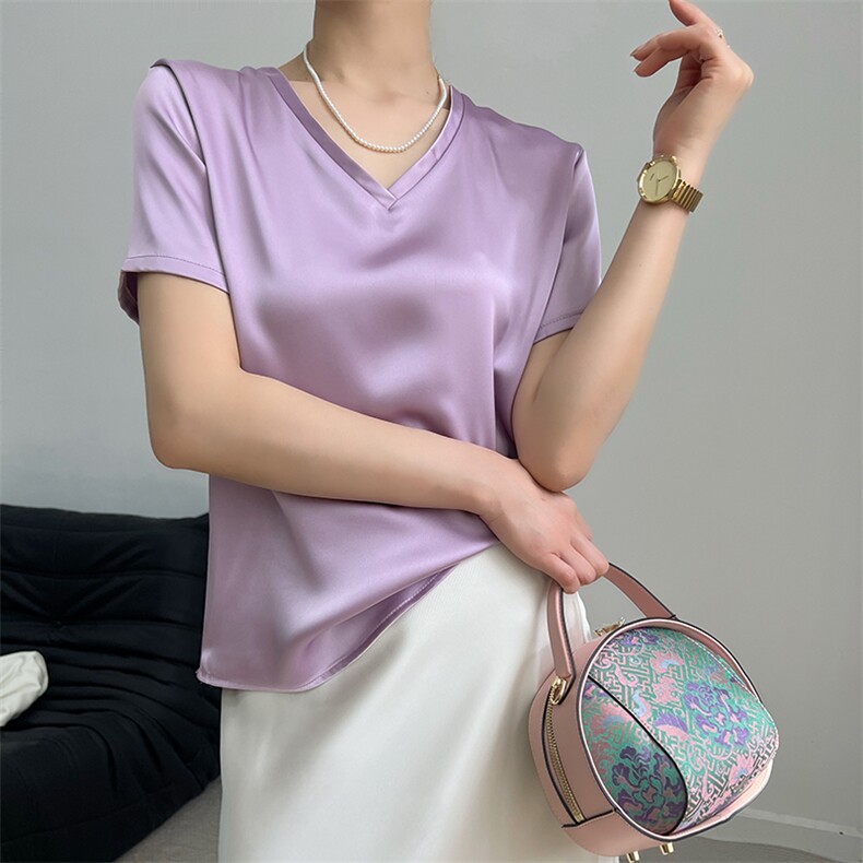 V领气质真丝缎面短袖T恤女2025年夏季新款桑蚕丝宽松显瘦打底上衣,女装T恤,蒙绒特