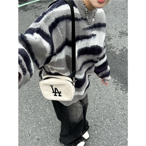 B217-P50 秋冬慵懒潮牌oversize情侣装美式条纹圆领毛衣男针织衫图片