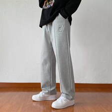 灰色
