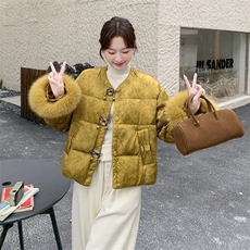 新中式高端提花狐狸毛羽绒服H8368P355K498，女装羽绒服，红龙果