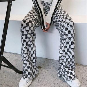 羊毛针织裤子女春秋显瘦百搭外穿2021新款we11加厚宽松休闲直筒裤图片