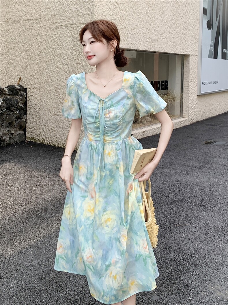 现货-2026年夏季新款韩版宽松显瘦百搭法式度假风中长款连衣裙女,女装连衣裙,霓裳依族