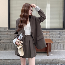 学院风穿搭棕色套装女春秋超火好看高级小众外套百褶半身裙两件套，女装套装/套裙，2C053