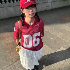 红色