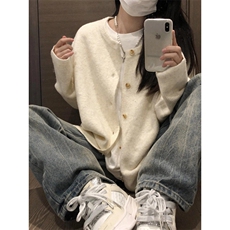 米白色