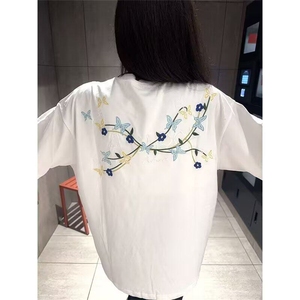 美式复古刺绣花卉短袖T恤男女夏季新款宽松潮牌高街情侣半袖图片