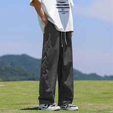 灰色