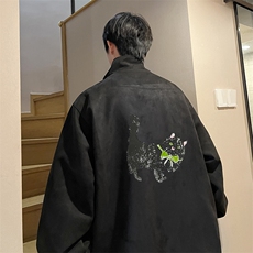 黑色