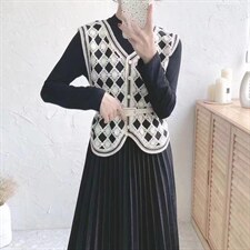 星雨阁2021秋冬款马甲两件套连衣裙现货，女装马甲，星雨阁