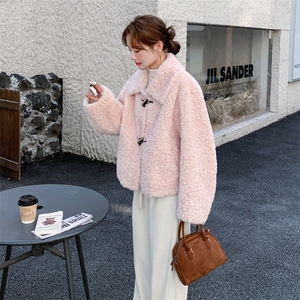 轻奢千金感皮毛一体牛角扣外套女2025新款冬季时髦淡人羊羔毛棉服图片