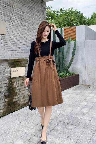 现货供应连衣裙，女装连衣裙，蒙娜迪妮