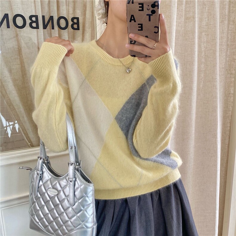 2025年秋季新款百搭拉毛菱形格圆领，女装羊毛衫，优麦羊绒（原洪叶羊绒）