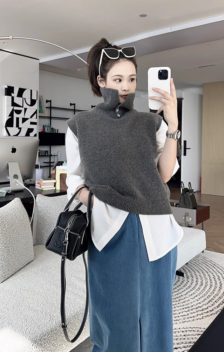 时尚百搭女秋冬羊毛马甲亮扣翻领设计显瘦保暖必备单品,女装马甲,洁纯羊绒
