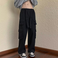 黑色