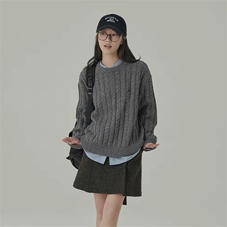 时尚百搭宽松麻花针织羊毛衫女 气质显瘦学院风毛衣外套图片