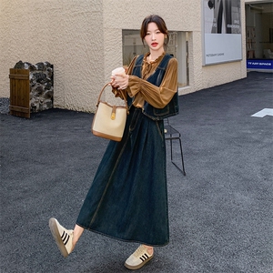 复古衬衫牛仔马甲三件套春秋女2026春新宽松设计感半身裙时尚套装图片