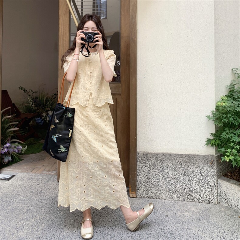 法式复古气质套装裙女2025夏新款巨好看镂空刺绣上衣半身裙两件套,女装套装/套裙,2C176