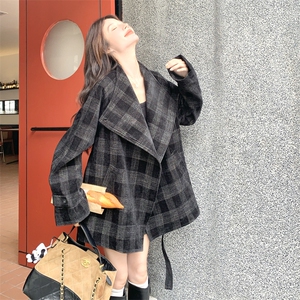 复古时尚休闲格纹风衣外套女春秋2025新款英伦风超火流行爆款大衣图片
