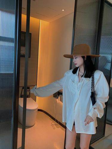 缎面衬衫，女装衬衫，last name