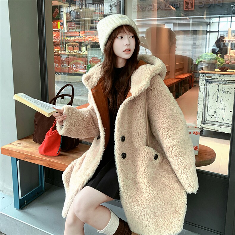 韩版连帽显瘦羊羔毛棉服外套女2025冬季新款宽松加厚皮毛一体上衣,女装皮草,2B113
