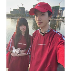 抖音得物高品质二开240克宽松纯棉美式潮牌三条杠织带短袖T恤，男装T恤，电商A486-1