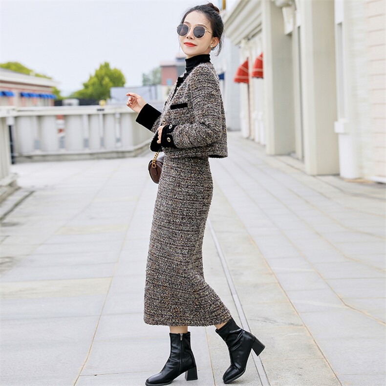 小香风羽绒服套装女秋冬2024新款粗花呢短外套半身长裙两件套,女装套装/套裙,曼娅璐