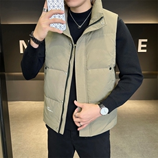 军绿色