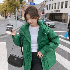 绿色