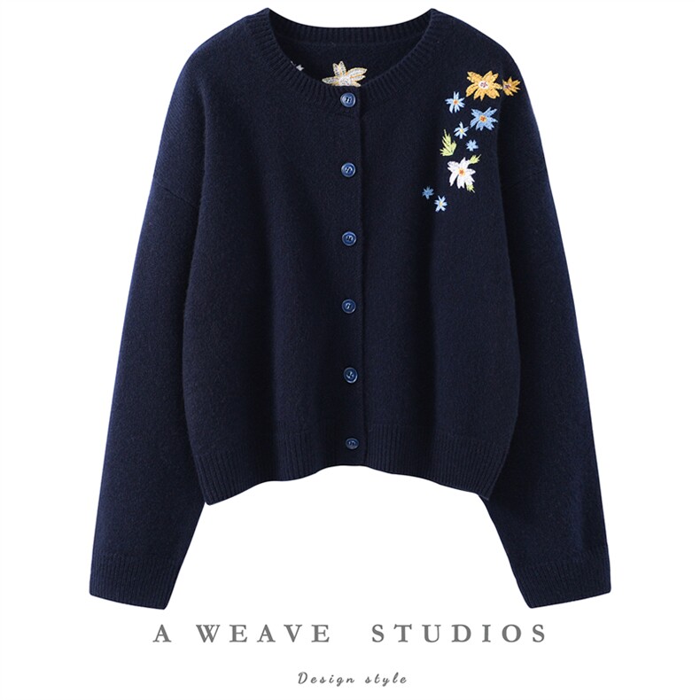 2025年秋季时尚百搭通勤简约休闲加厚圆领刺绣开衫，女装羊绒衫，朵暖羊绒