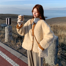 2025冬季新款羊羔毛皮毛一体带包2C375-2506-P205-K318，女装短外套，2C375
