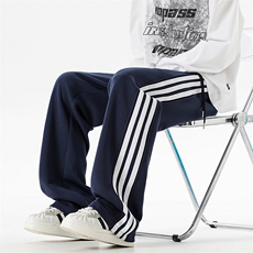 藏青色